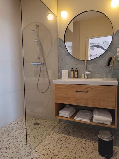 Bathroom 4, Les Galets Hv Tel Et B B, Var