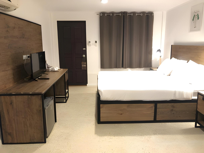 Bedroom 3, Dolphin Bay Beach Resort, K. Sam Roi Yot
