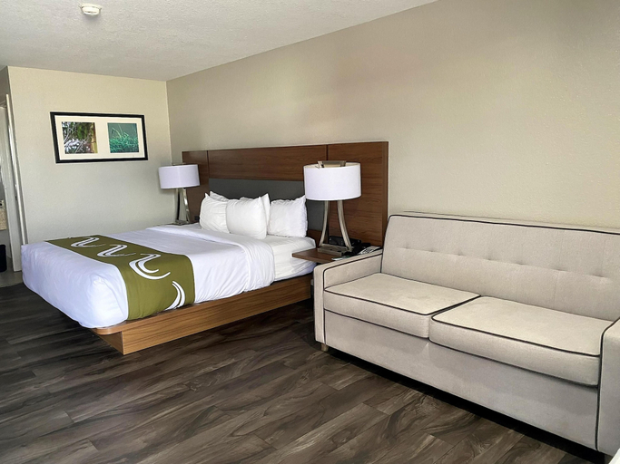 Bedroom 2, SureStay Plus by Best Western Alamogordo White Sands, Otero