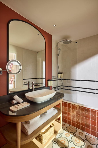 Bathroom 5, Talaia Hotel & Spa Biarritz - MGallery Collection, Pyrénées-Atlantiques