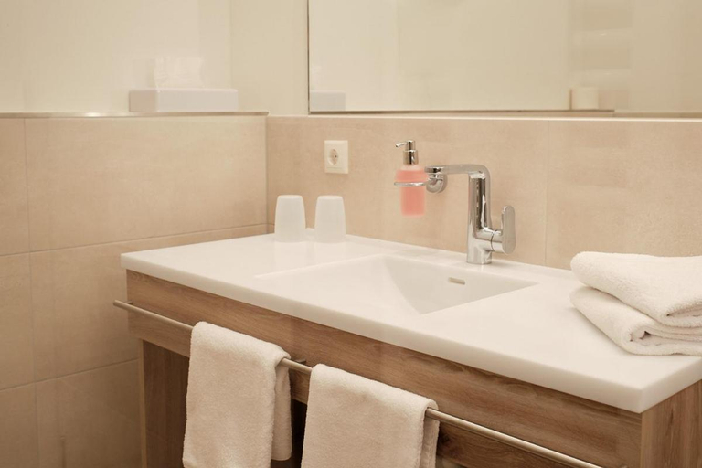 Bathroom 3, Landgasthof Hotel Rittmayer, Forchheim