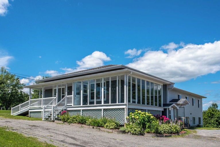 Exterior & Views 3, Hébergement Stornoway, Le Granit