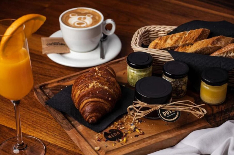 Food & Drinks 5, Hiša Putr, Trzin