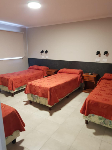 Bedroom 2, Hotel Marilian II, Capital