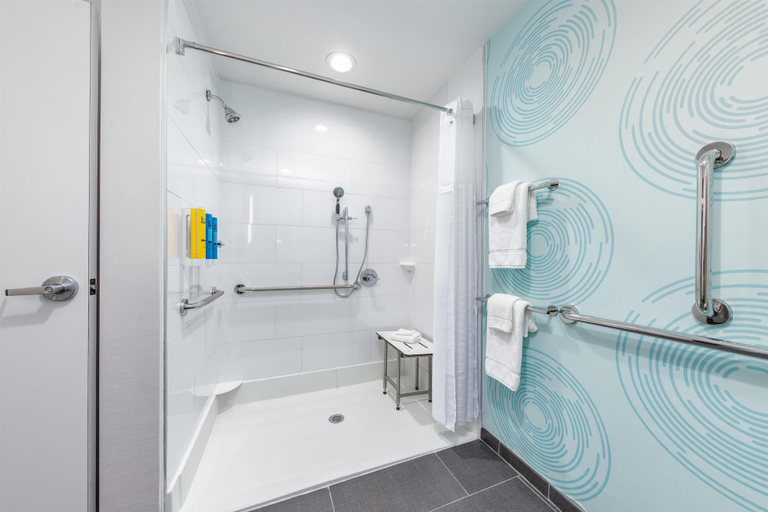 Bathroom 4, Tru by Hilton The Colony Dallas, Denton