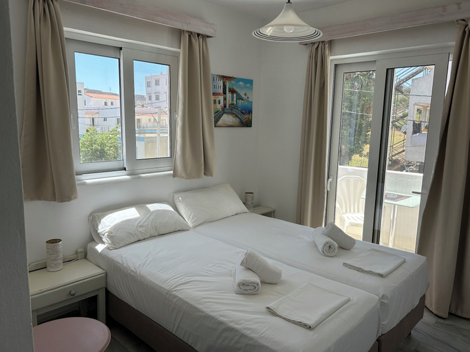 Bedroom 2, Kaloxenia Apartments, South Aegean