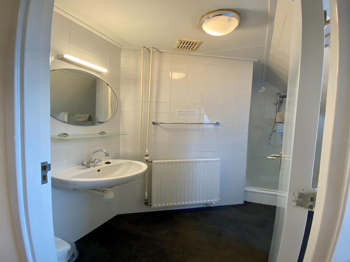 Bathroom, Amazing apartment in Noord-Holland w/ , Bergen