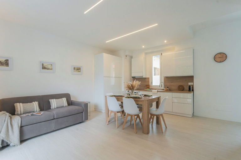 Others 4, Magnolia House Como by Rent all Como, Como