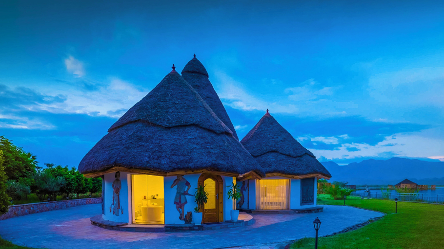 Exterior & Views 2, Beynouna Village Eco Lodge, Misraq Shewa