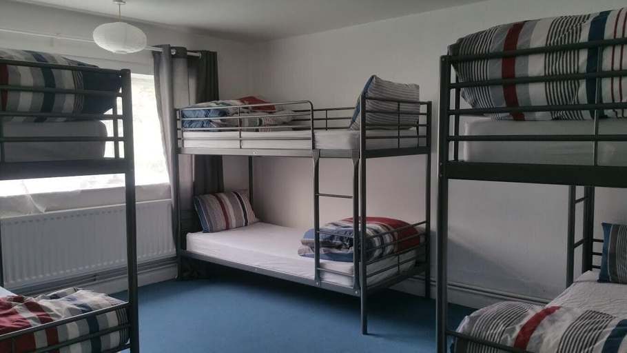 Bedroom 5, The Queens Hostel, London