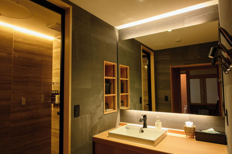 Bathroom 5, Ryokan Suminoyu, Yamanouchi