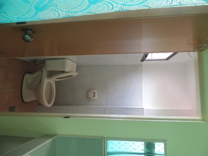 Bathroom 4, ROYALE HOMETEL, Iloilo City
