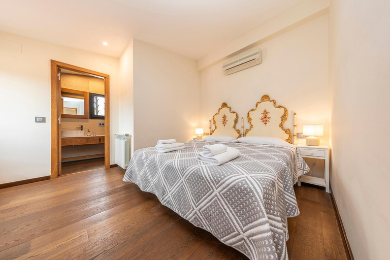 Bedroom 2, Mas Xibeques, Girona