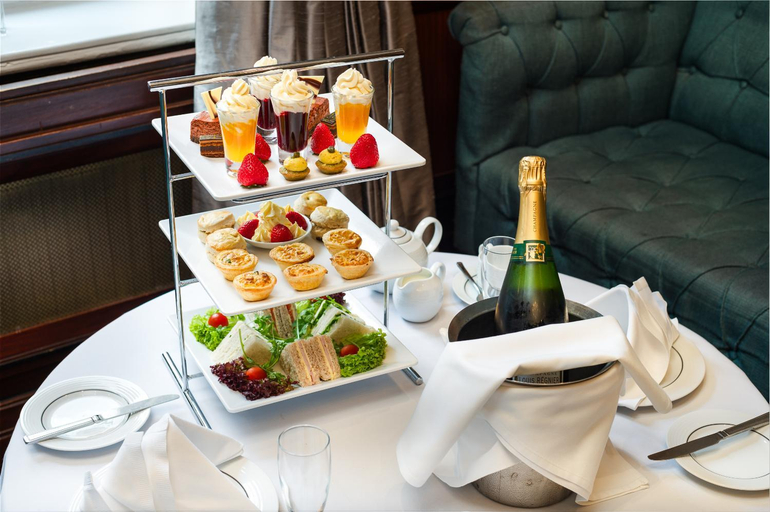 Food & Drinks 5, Gem Langham Court Hotel, London