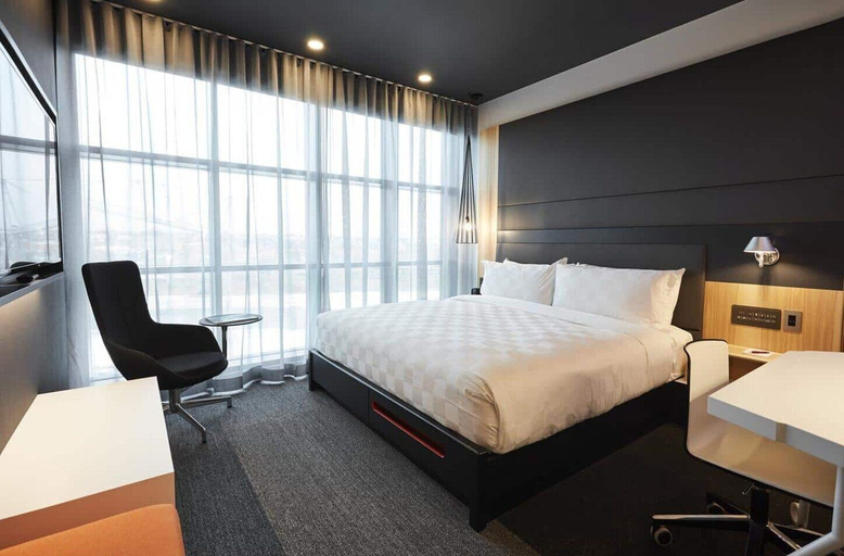 Bedroom 3, Alt Hotel Calgary East Village, Division No. 6