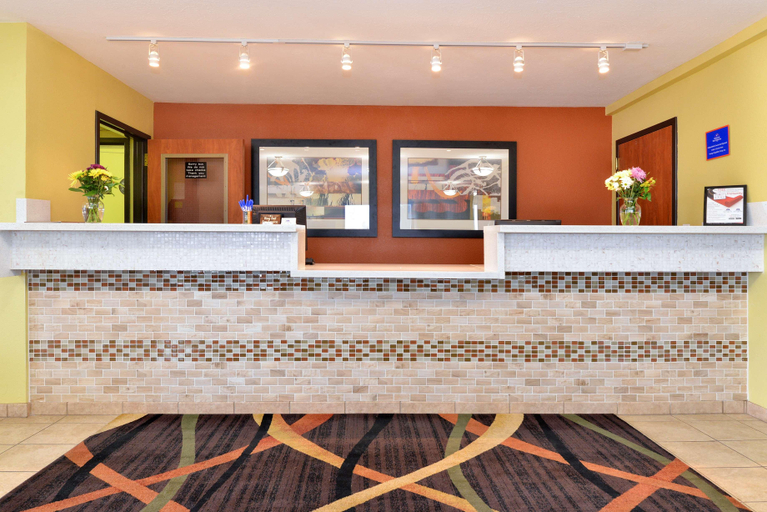 Public Area 2, Americas Best Value Sandman Inn, Union