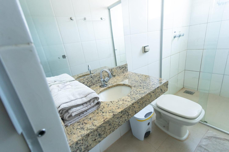 Bathroom 4, Hotel Volp Patos, Patos de Minas