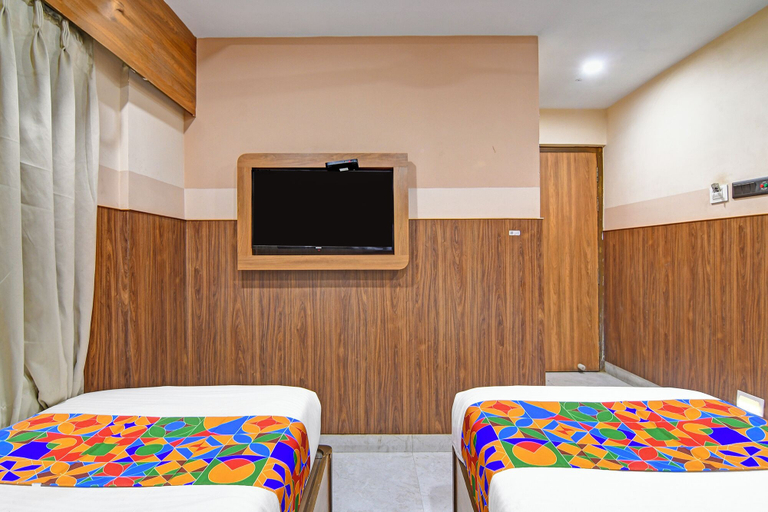 Bedroom 2, Fabhotel The Crystal, Kolkata