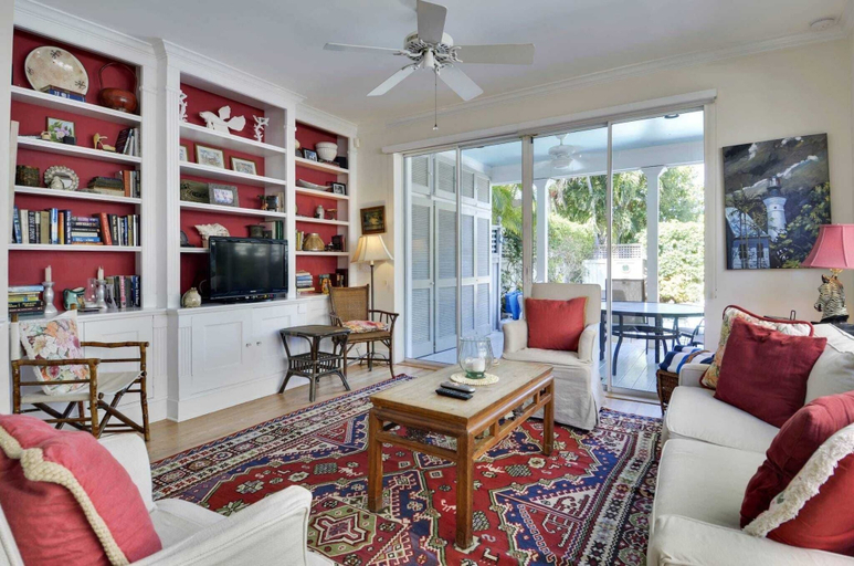 Interior 4, Tropical Dreaming by Avantstay 4 Blks to Beach! Private Pool!, Monroe