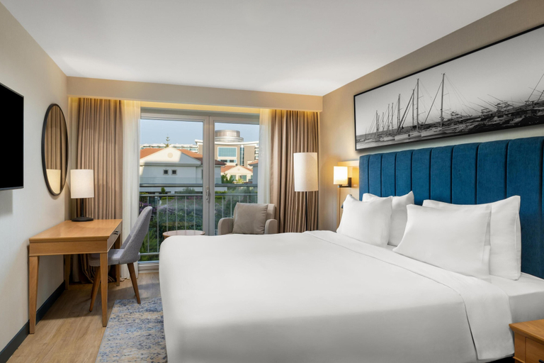 Bedroom 3, Radisson Blu Resort & Spa, Cesme, Çeşme