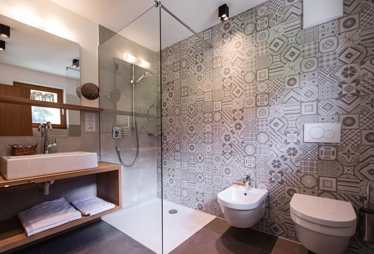 Bathroom 3, Wanderhotel Talblick, Bolzano