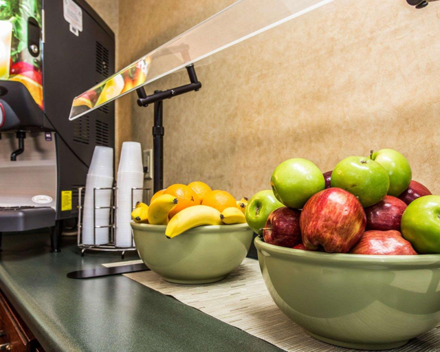 Food & Drinks 5, Quality Inn Conyers I-20, Rockdale