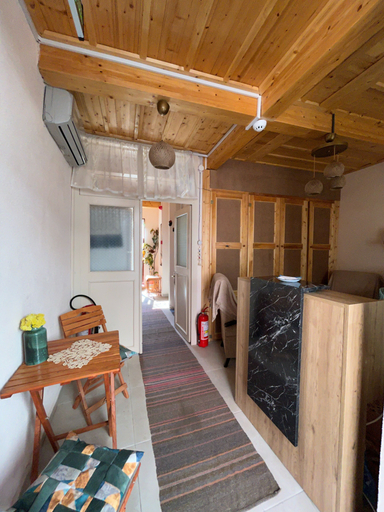 Bedroom, madam hrisa konukevi, Bozcaada