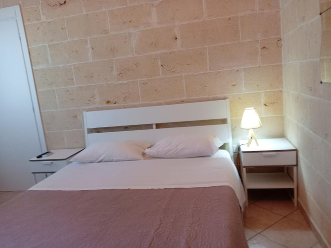 Others 5, ARZERIA, Lecce