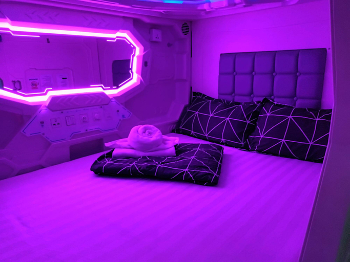 Bedroom 13