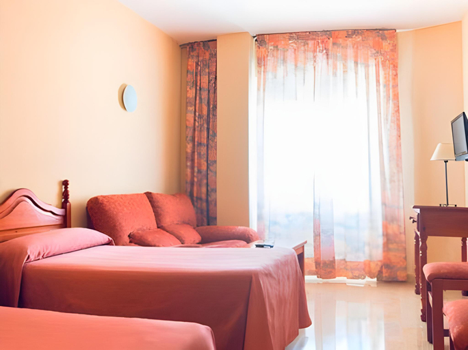 Bedroom 2, Apartamentos Resitur, Sevilla
