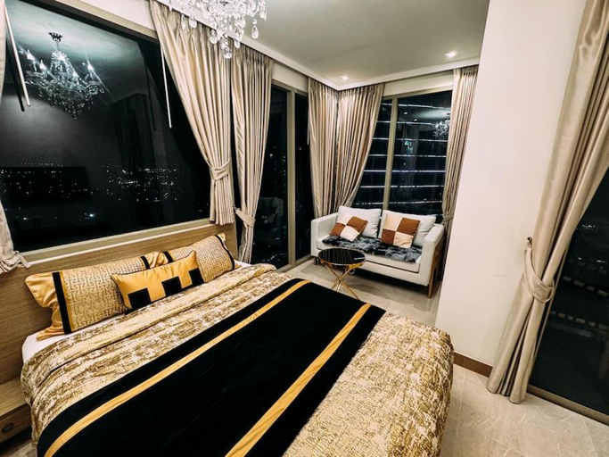 Bedroom 2, Riviera Ocean Drive Luxe Queen Studio Ocean View, Pattaya