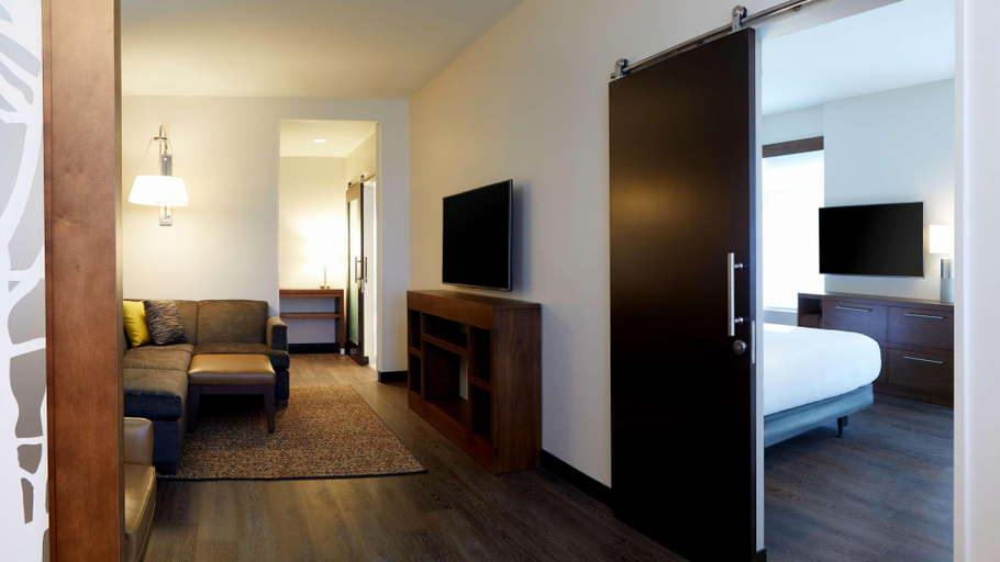Bedroom 3, Hyatt Place Las Vegas at Silverton, Clark
