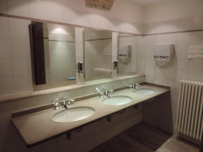 Bathroom 2, Casa Religiosa di Ospitalita San Ponziano, Perugia