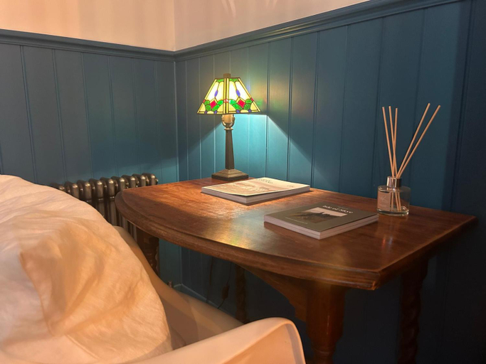 Bedroom 2, Clachamish House, Highland