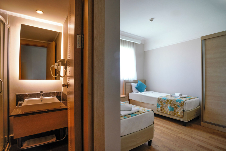 Bedroom 5, Linda Sunny Beach Hotel & Spa-Ultra All Inclusive, Manavgat