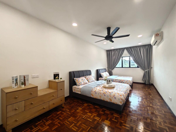 Bedroom 1, Go-Kart Homestay By Antlerzone, Johor Bahru