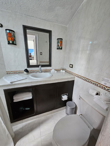 Bathroom 3, Hotel Villa Las Anclas, Cozumel