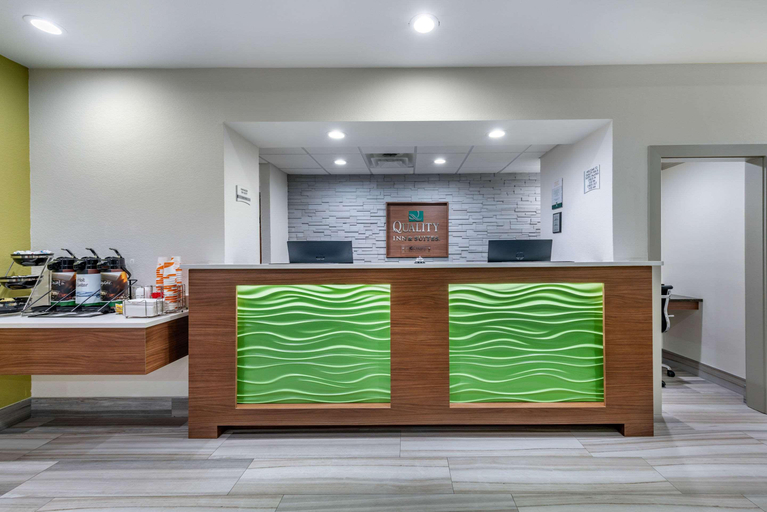 Public Area 2, Quality Inn & Suites Riverfront East Palatka, Putnam