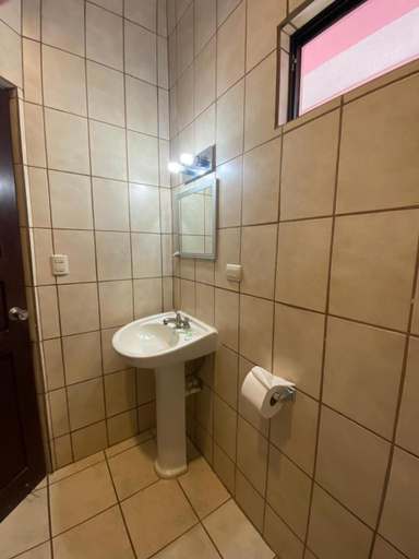 Bathroom 3, Hotel Nany, Santa Cruz