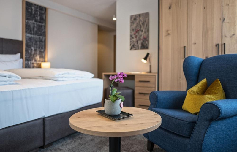 Bedroom 2, Arthurs Hotel am Achensee, Schwaz