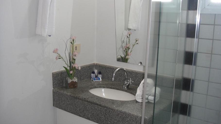 Bathroom 4, Hotel Aero Park e Estacionamento, Londrina