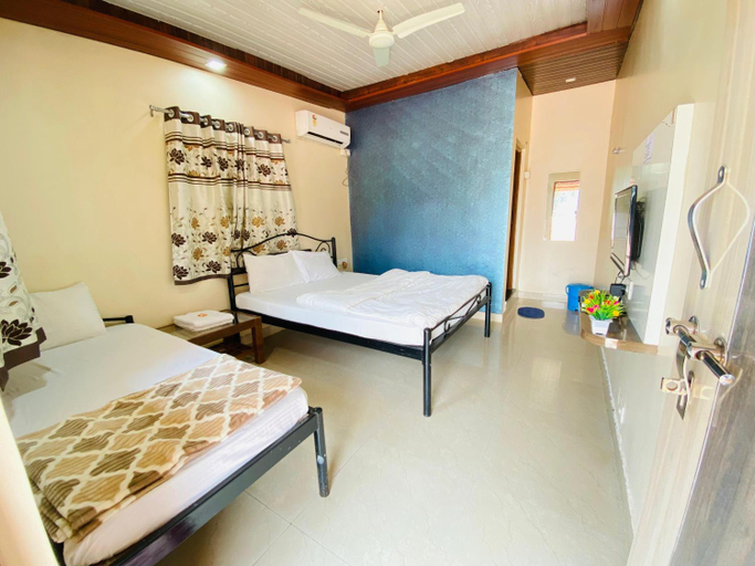 Bedroom 2, Lakeview Resort Lavasa, Pune
