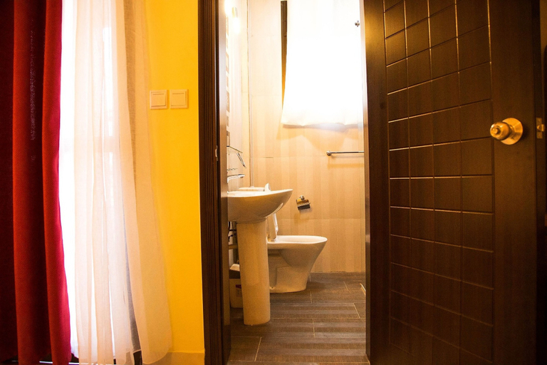 Bathroom 4, Victoria Blue Hotels & Apartments, Gasabo