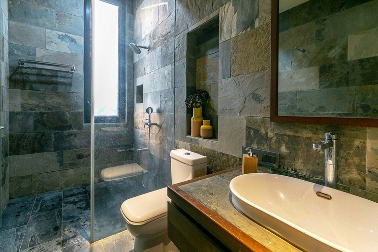 Bathroom 4, StayVista at Pranaam The Luxury Collection, Raigarh