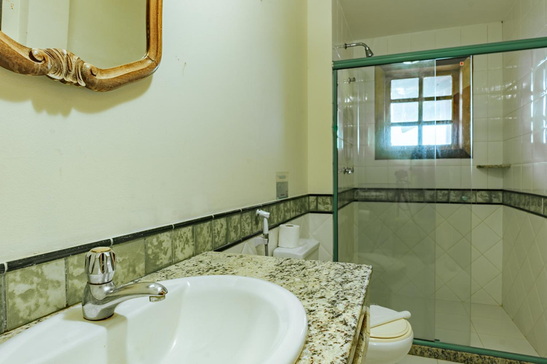 Bathroom 4, Hotel Cave do Sol, São Pedro da Aldeia