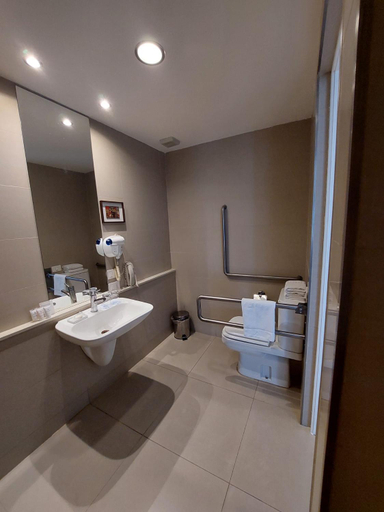 Bathroom 5, After Hotel Montevideo, Montevideo