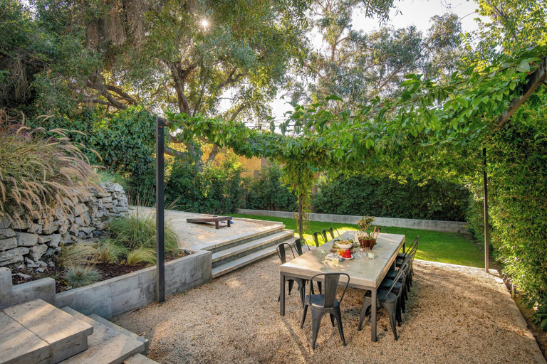 Others 5, Silver Screen by Avantstay Luxe Backyard Escape, Los Angeles
