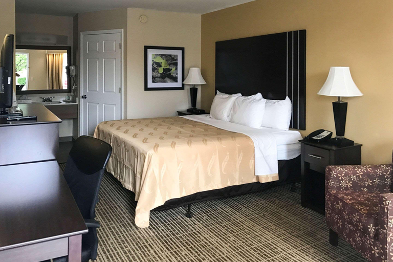 Bedroom 4, Quality Inn Seneca US-123, Oconee