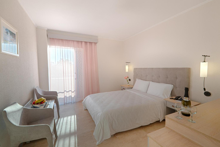 Bedroom, Livadi Nafsika Hotel, Ionian Islands