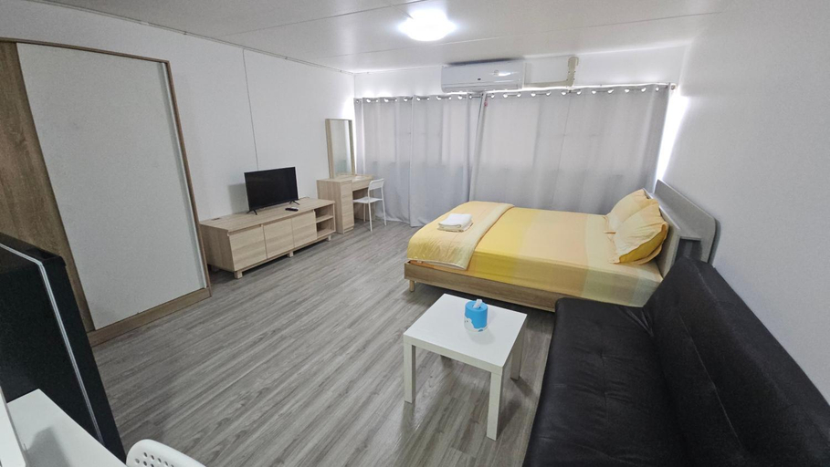 Others 5, New Room, Pak Kret